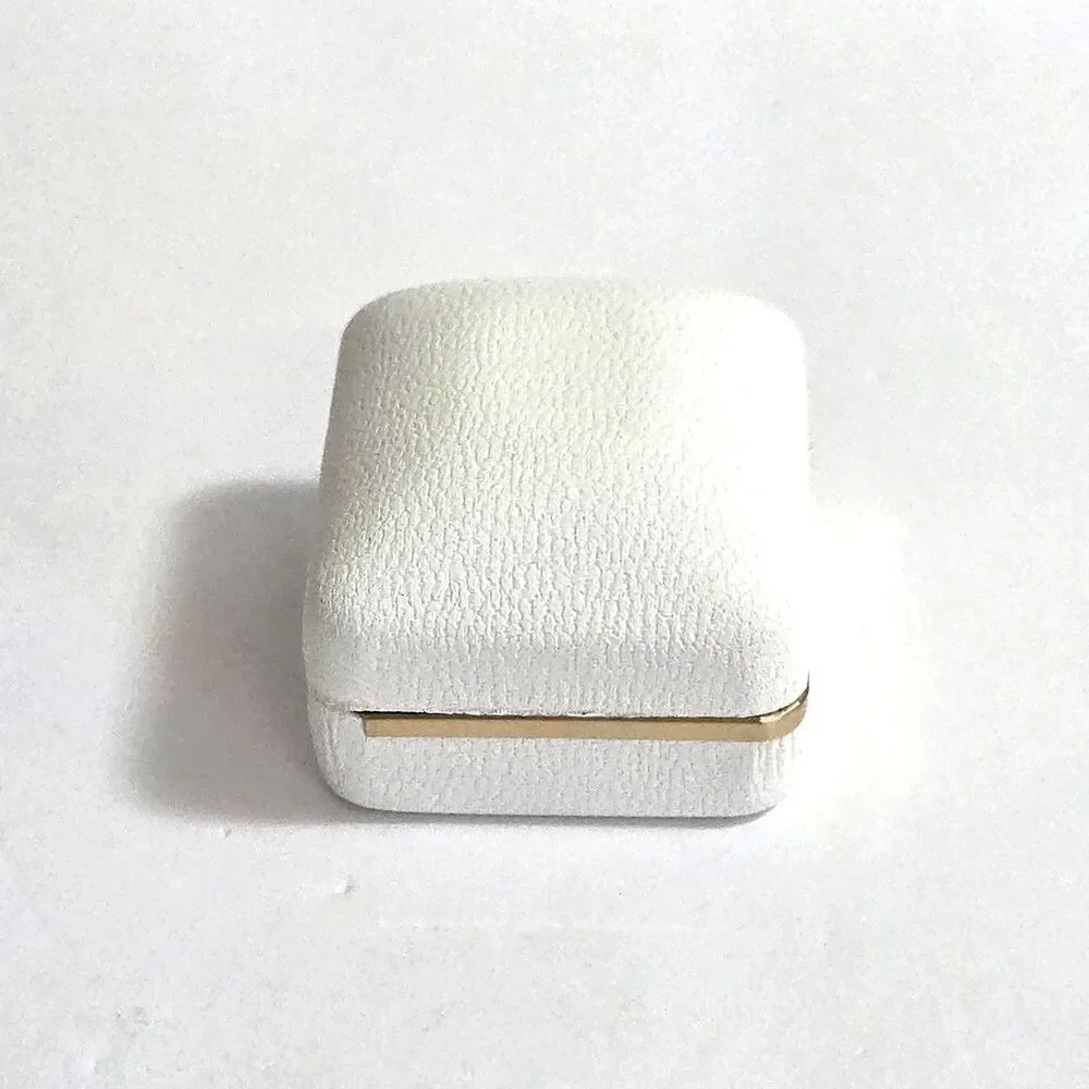 Ring Box branded Stampers Black Hills Gold white pebbled outer, small BOX ONLY